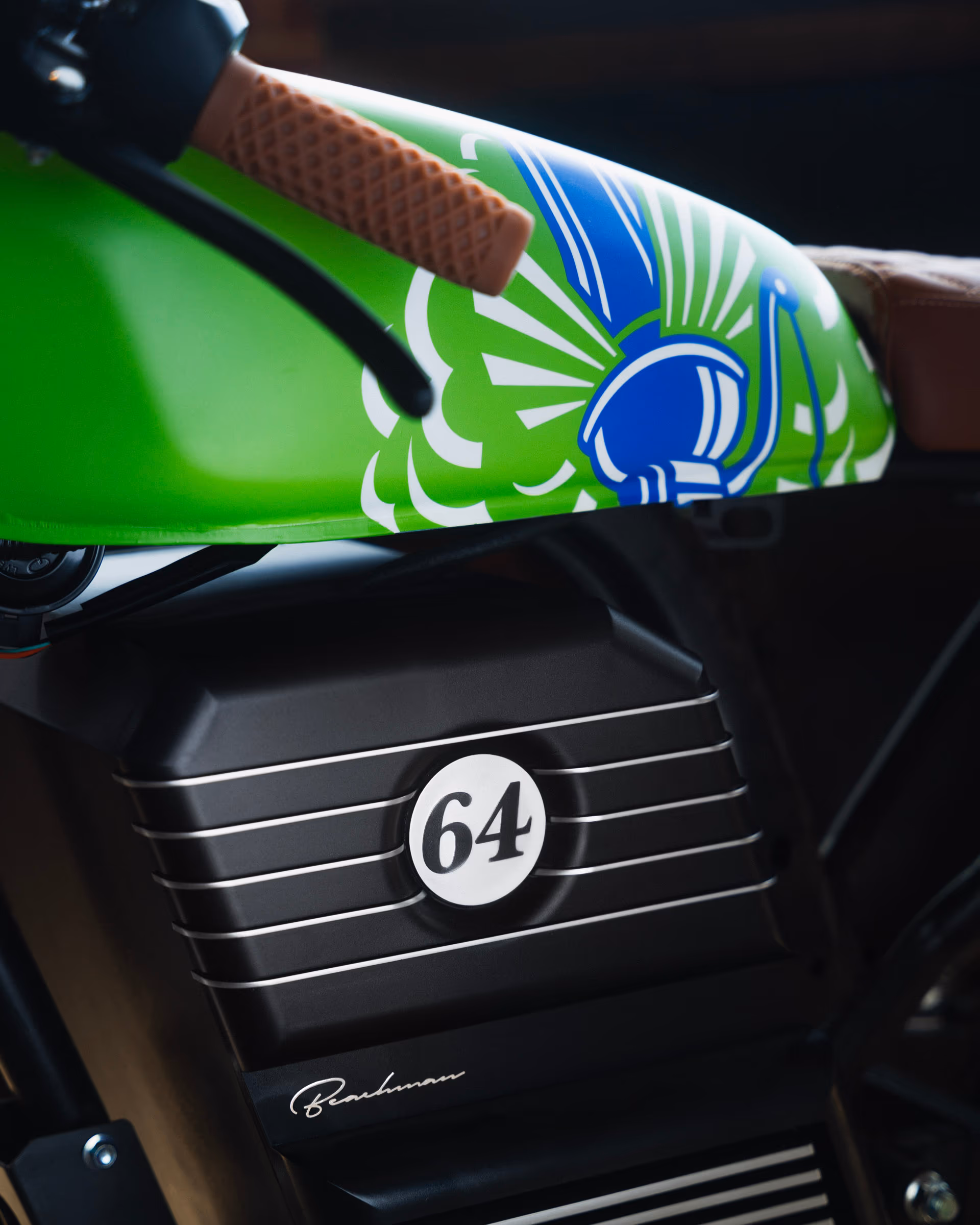 The 100% Electric fender detail on the collab build