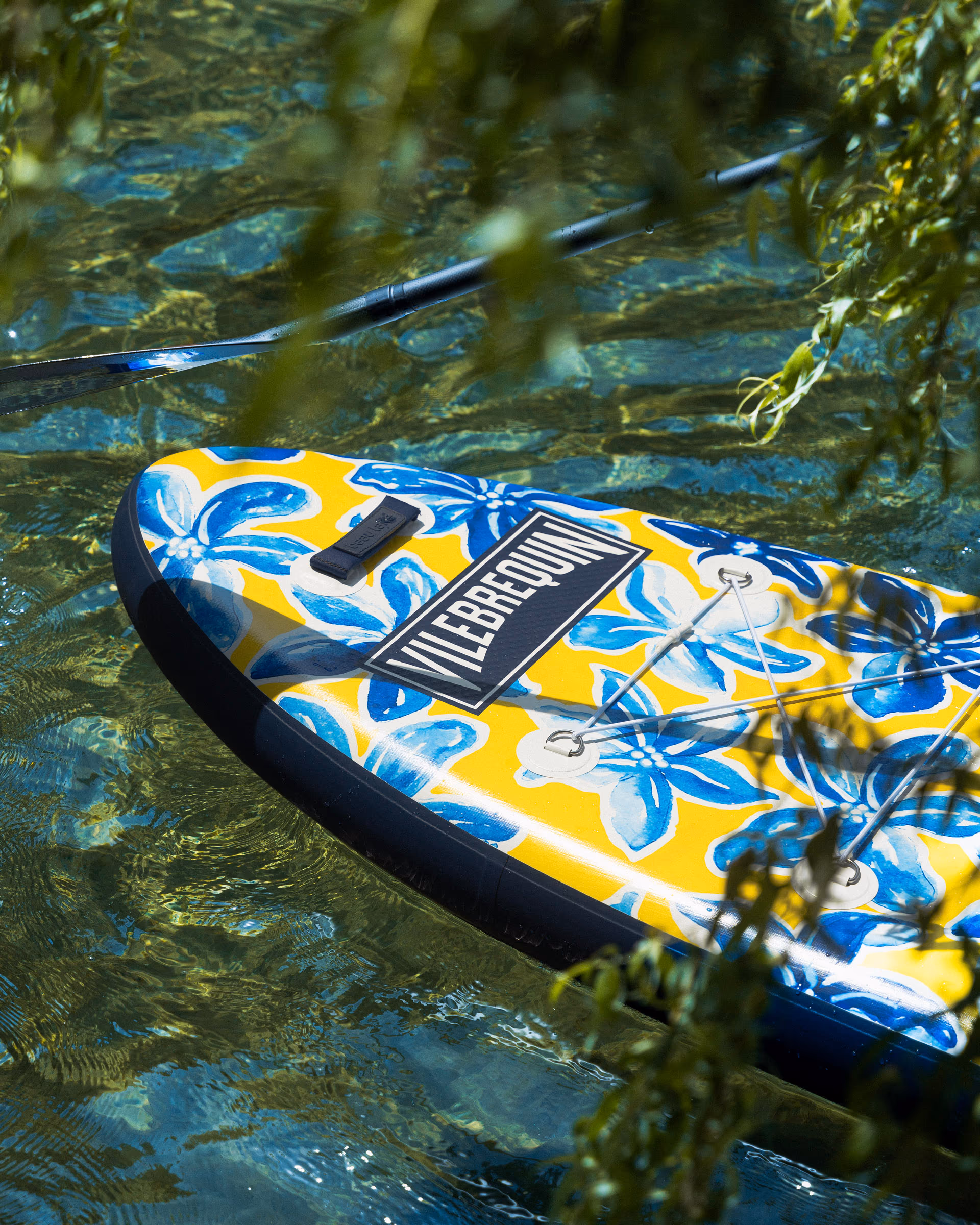 The Vilebrequin-print board drifting on the surface