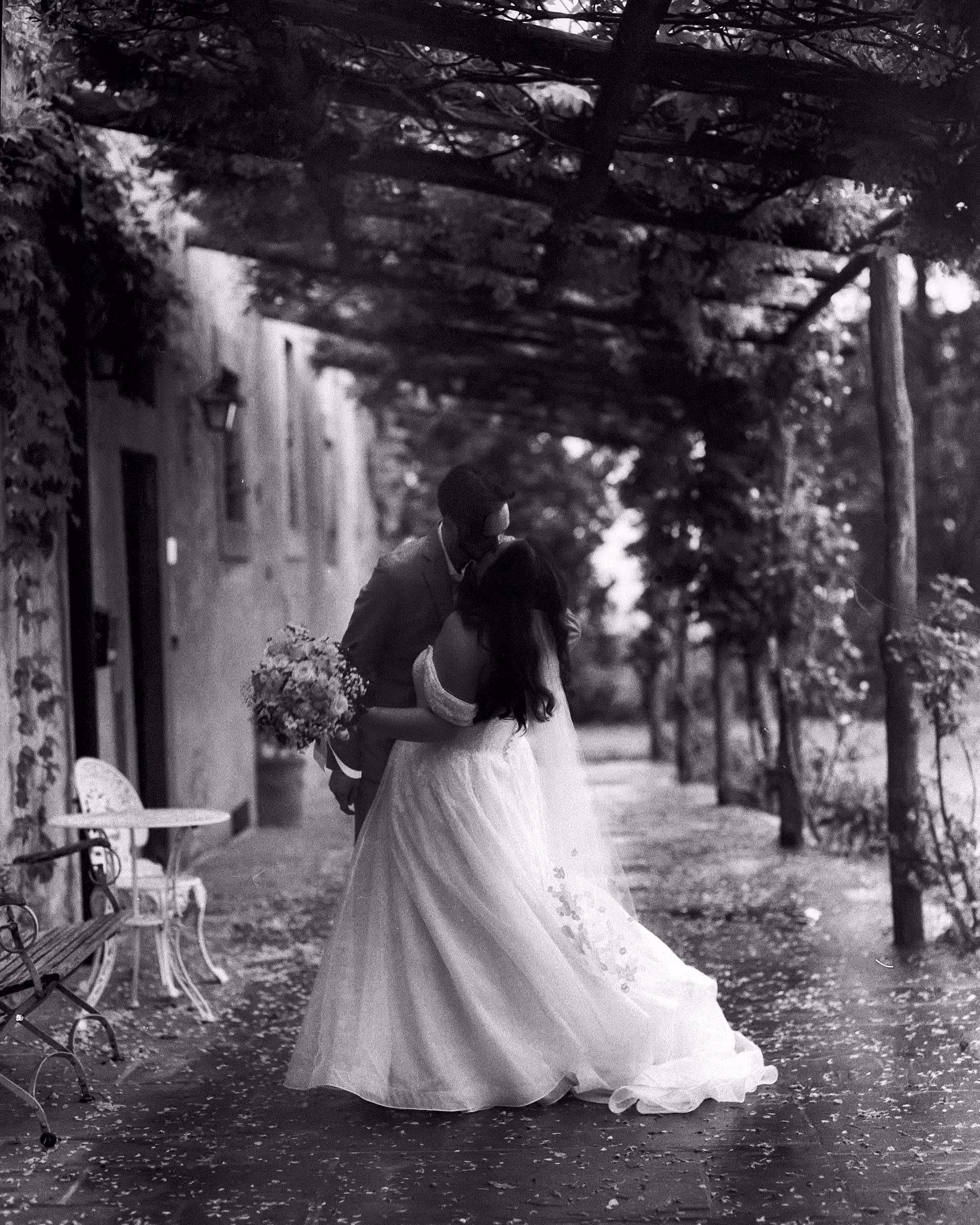 A dip under the pergola, in black and white